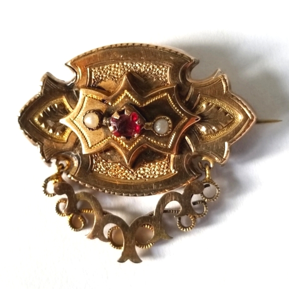 Vintage Jewelry - Antique 14k gold brooch solid 1800s Victorian pin yellow engraved